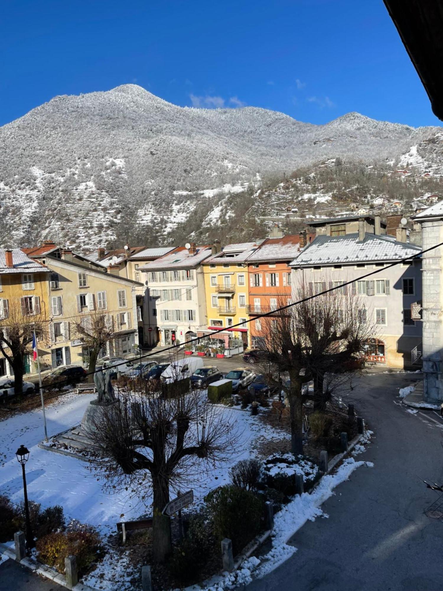 La Montagnette L Ours T1 Maison En Travaux De 10H A 17H Moutiers  Exterior foto